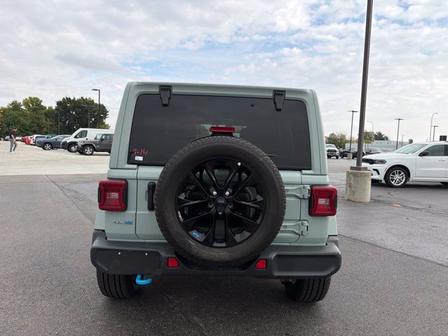 Used 2023 Gray Jeep Sahara 4xe image 4