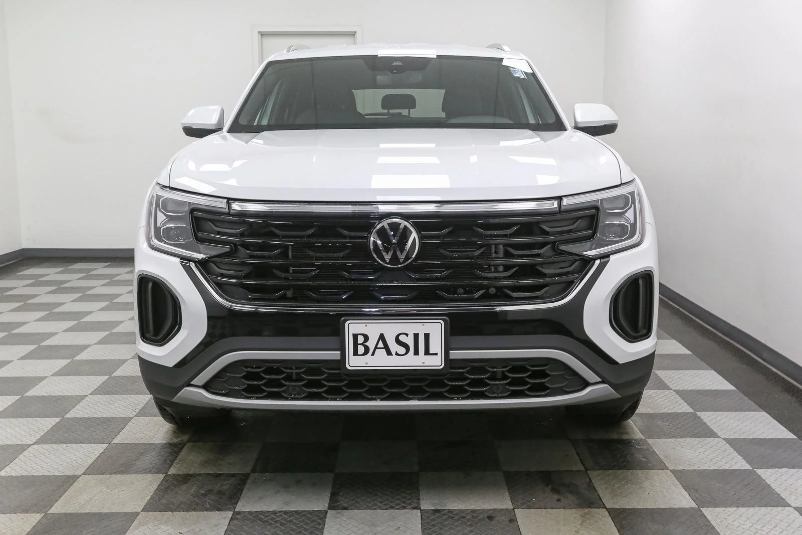 New 2026 Opal White Pearl Volkswagen 2.0T SE image 3