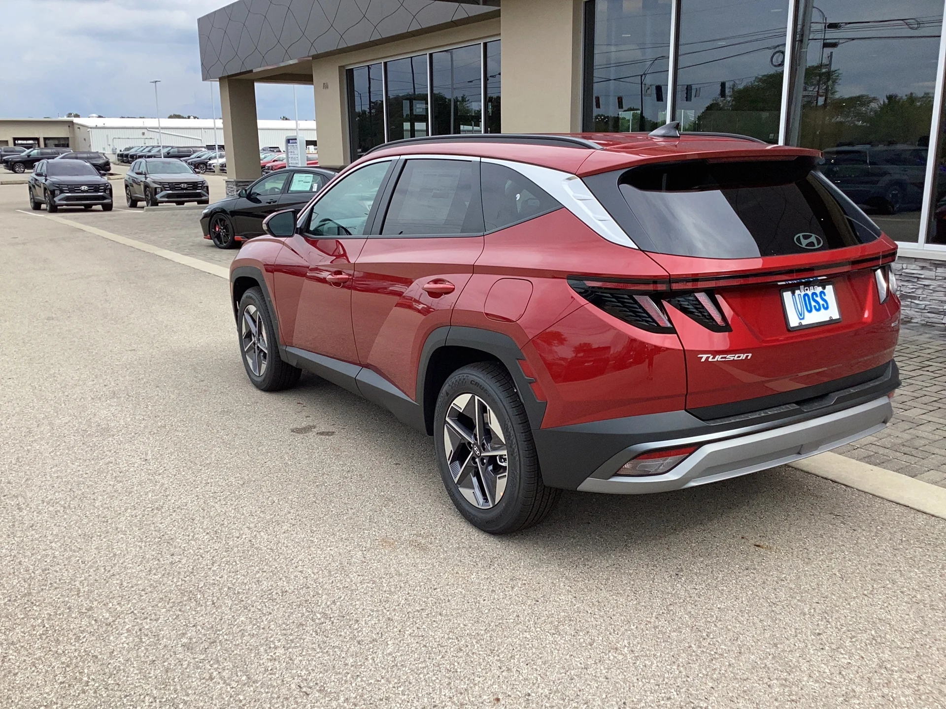 New 2026 Ultimate Red Pearl Hyundai SEL Premium image 8