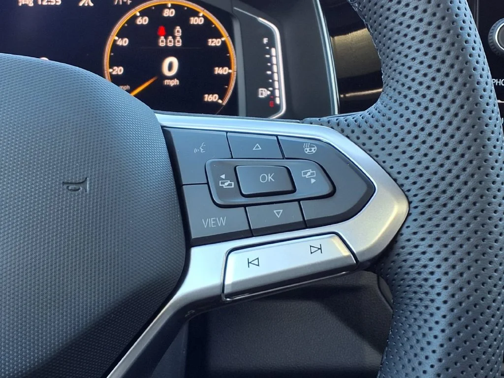 New 2027 Pure White Volkswagen 2.0T Autobahn image 16