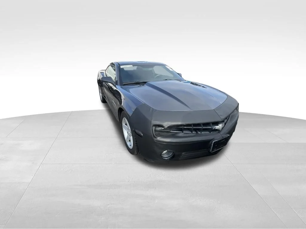 Used 2011 Gray Chevrolet 1LT image 30