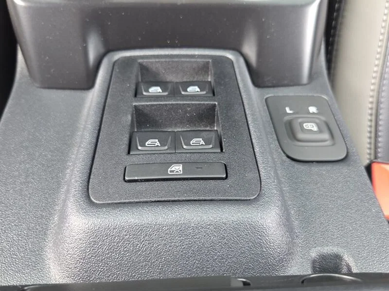 New 2026 Marsh Gray Ford Outer Banks® image 18