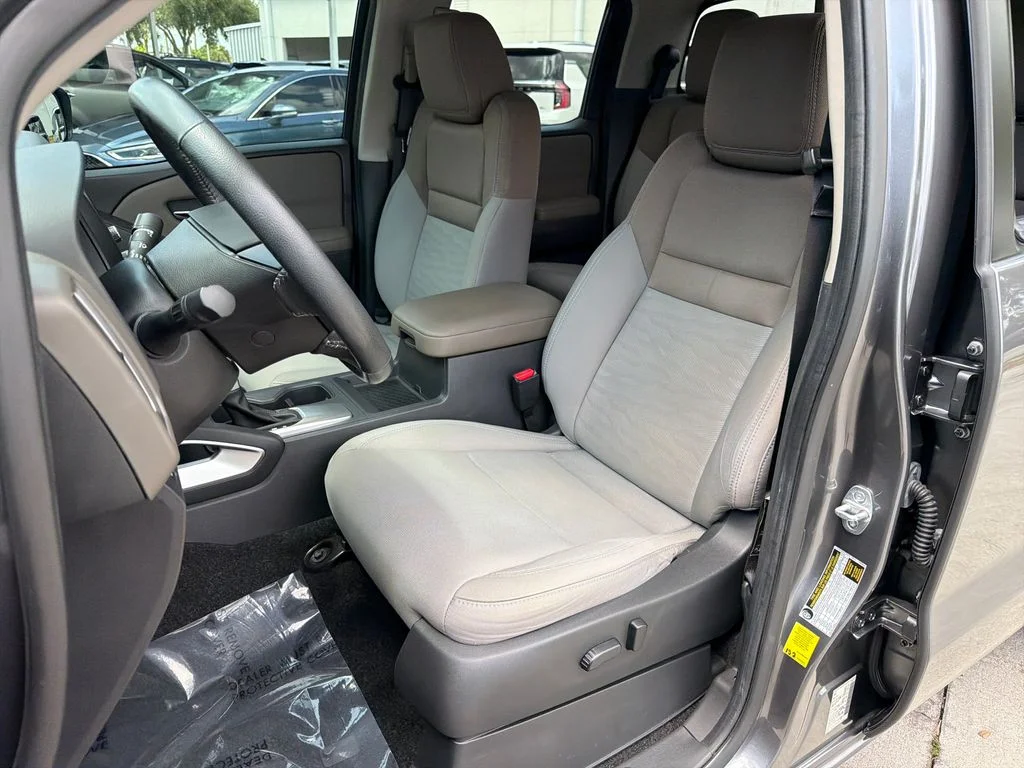 2022 Nissan Frontier SV - Photo 30