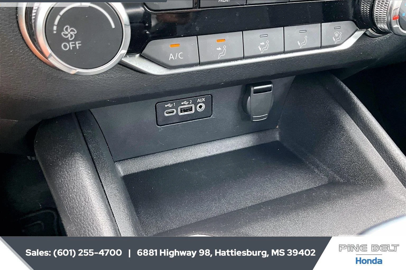 Used 2025 Glacier White Nissan SV image 23