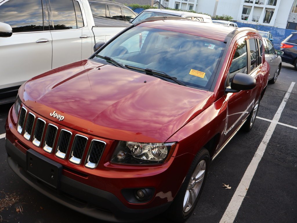 Used 2017 Red Jeep Sport image 3