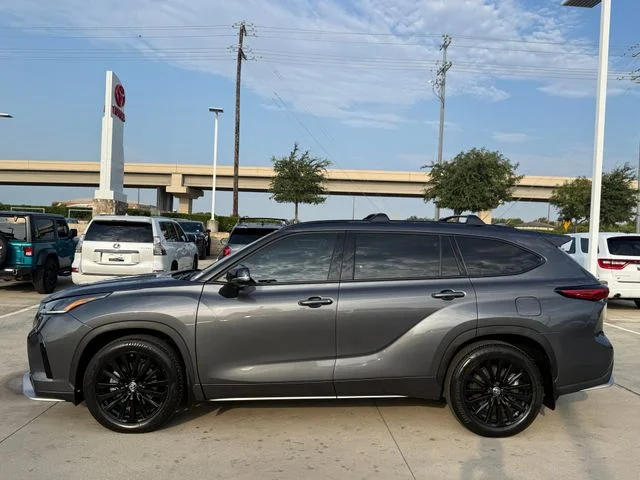Used 2023 Magnetic Gray Metallic Toyota XSE image 8