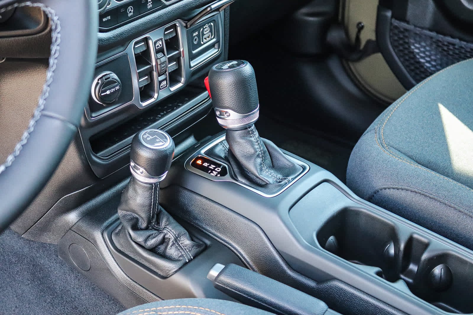 New 2027 41 Paint Jeep Sport S image 20
