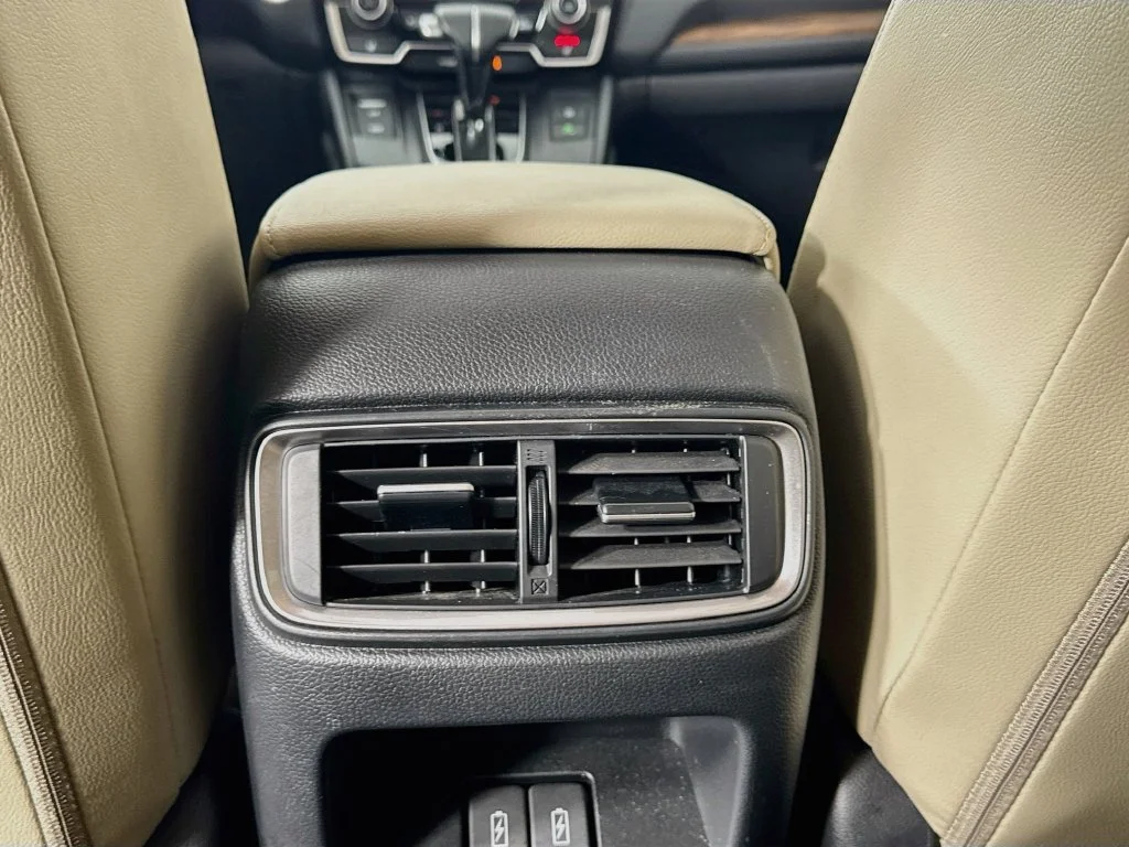 Certified Used 2021 White Honda Touring image 31