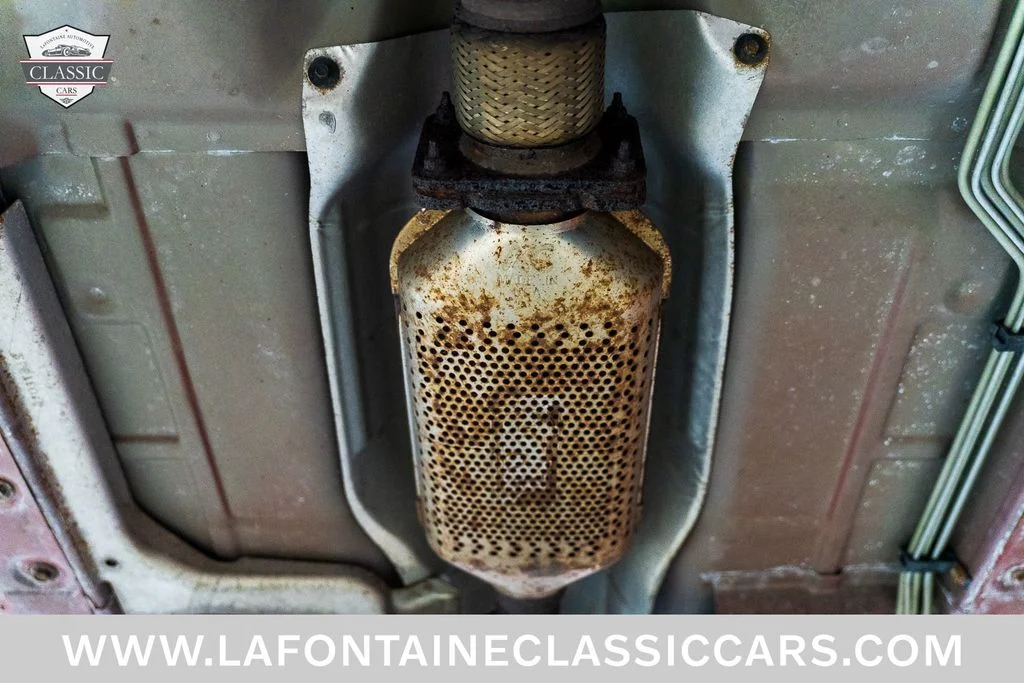 Used 2000 Red Cadillac ETC image 88