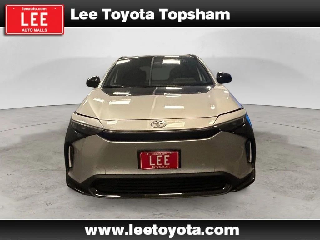 Used 2023 Silver Metallic Toyota XLE image 8