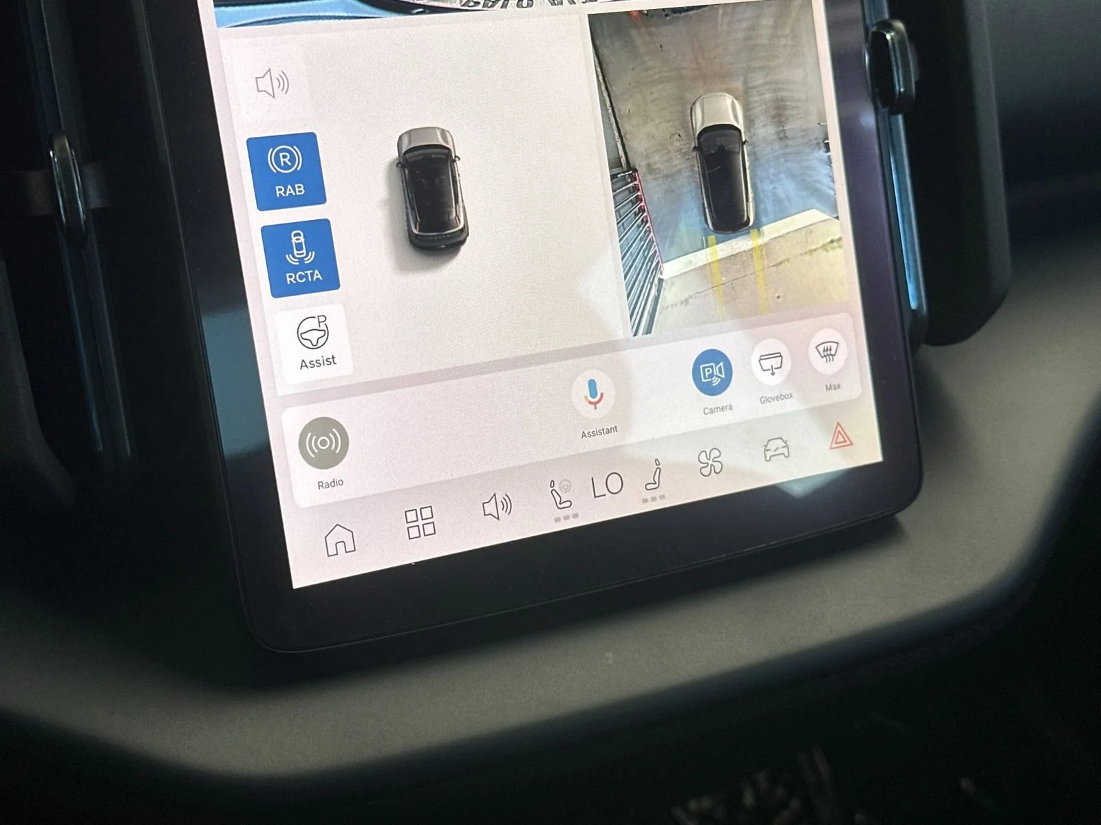 2026 Volvo EX30 Ultra - Photo 21