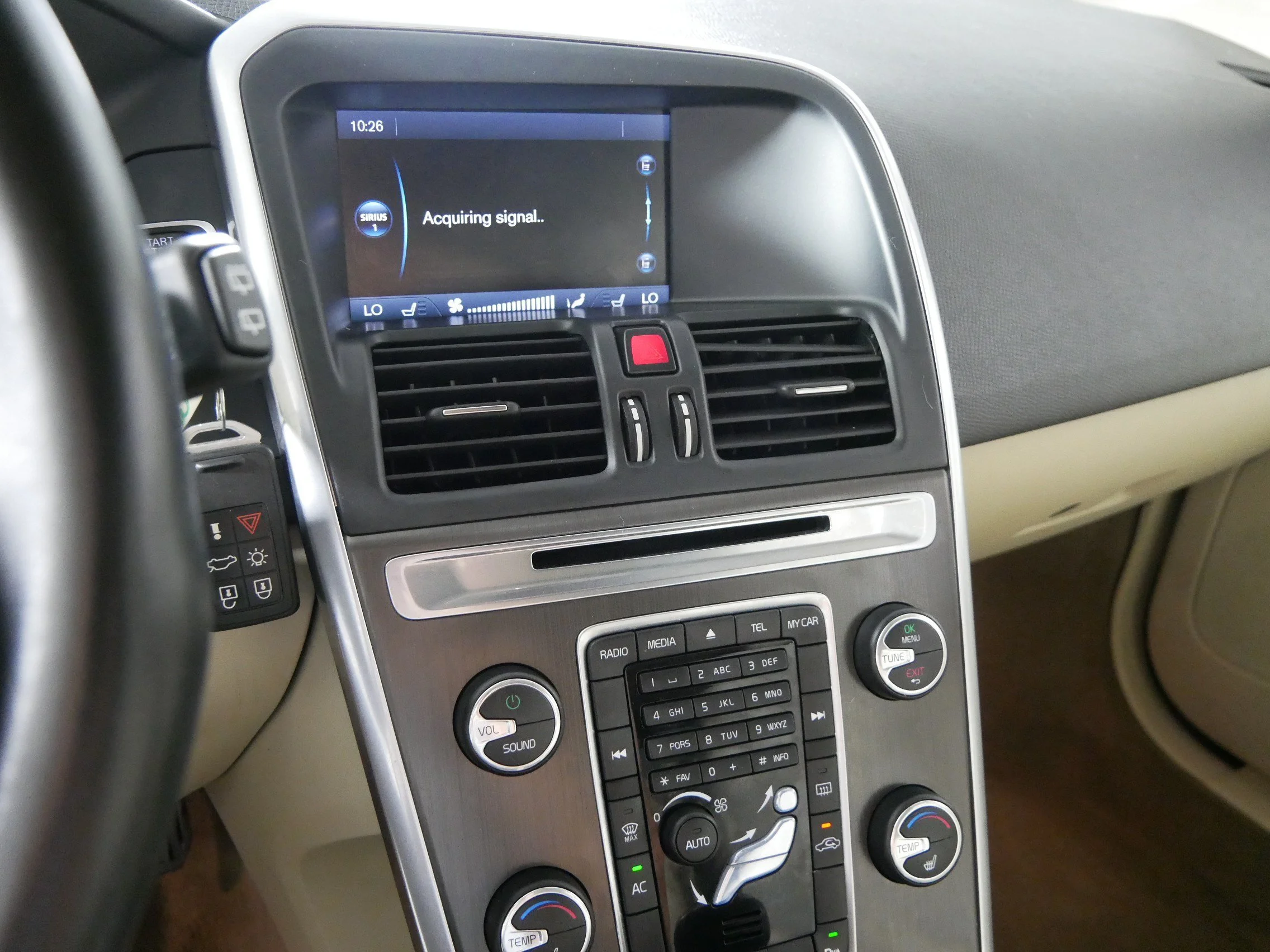 Used 2015 Caspian Blue Metallic Volvo T6 image 22