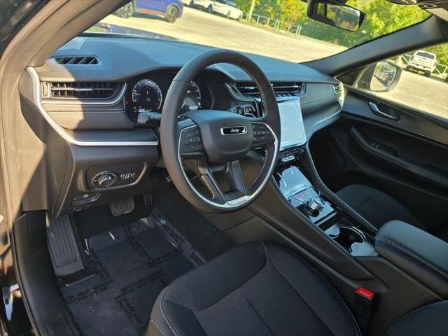 2025 Jeep Grand Cherokee Laredo - Photo 25