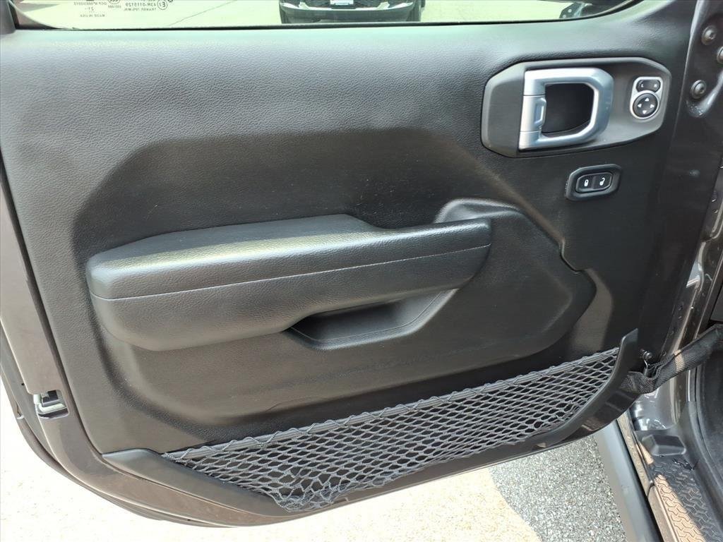 Used 2021 Granite Crystal Metallic Clearcoat Jeep Unlimited Sport Altitude image 14