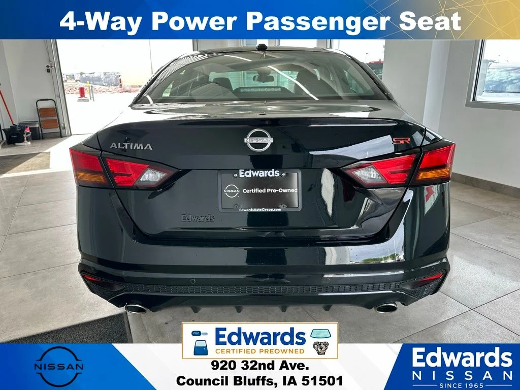 Used 2024 Black Nissan 2.5 SR image 8