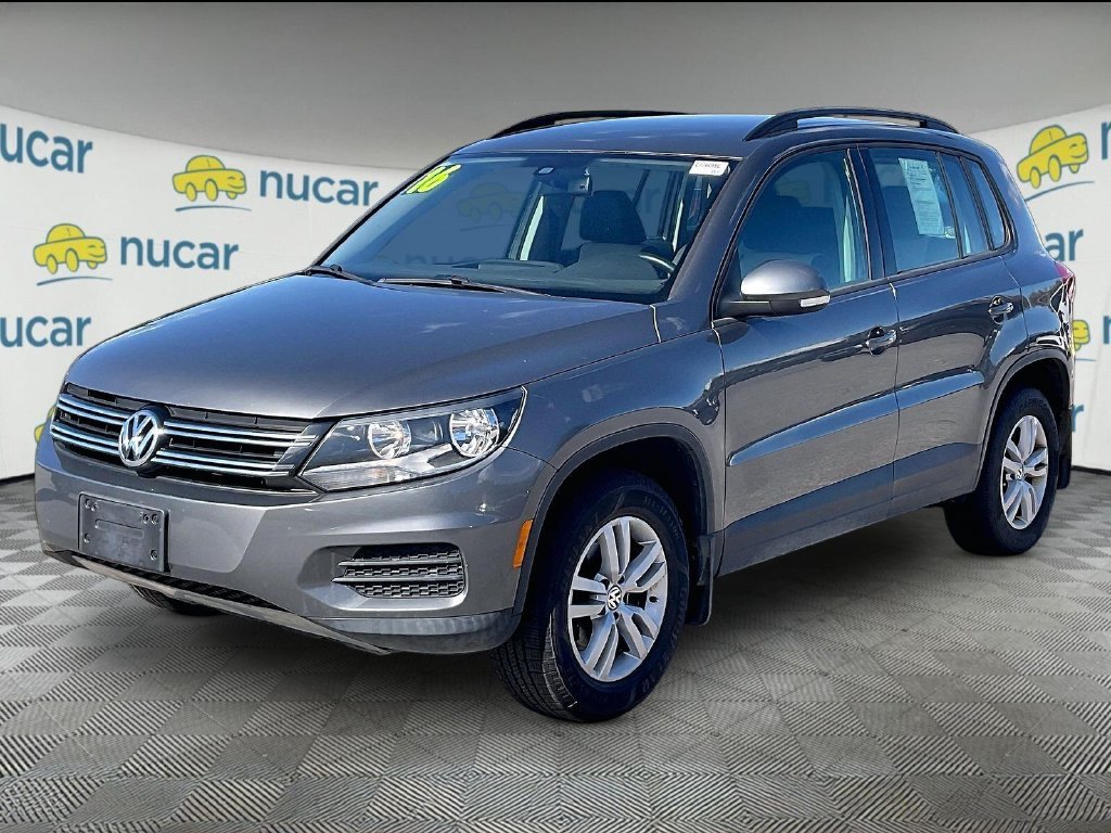Used 2016 Pepper / Gray Volkswagen S image 3