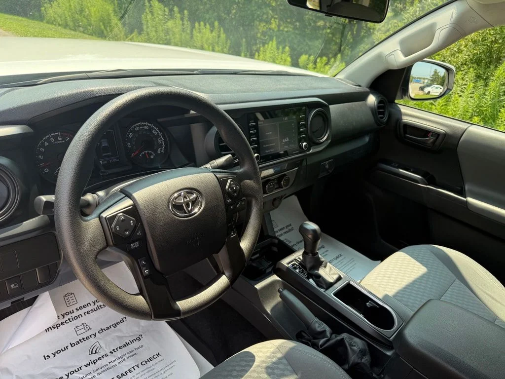 Certified Used 2022 White Toyota SR image 20