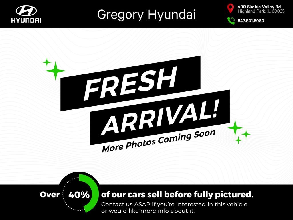 Used 2019 White Ford SEL image 1