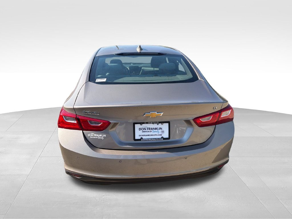 Used 2025 Gray Chevrolet LT image 4