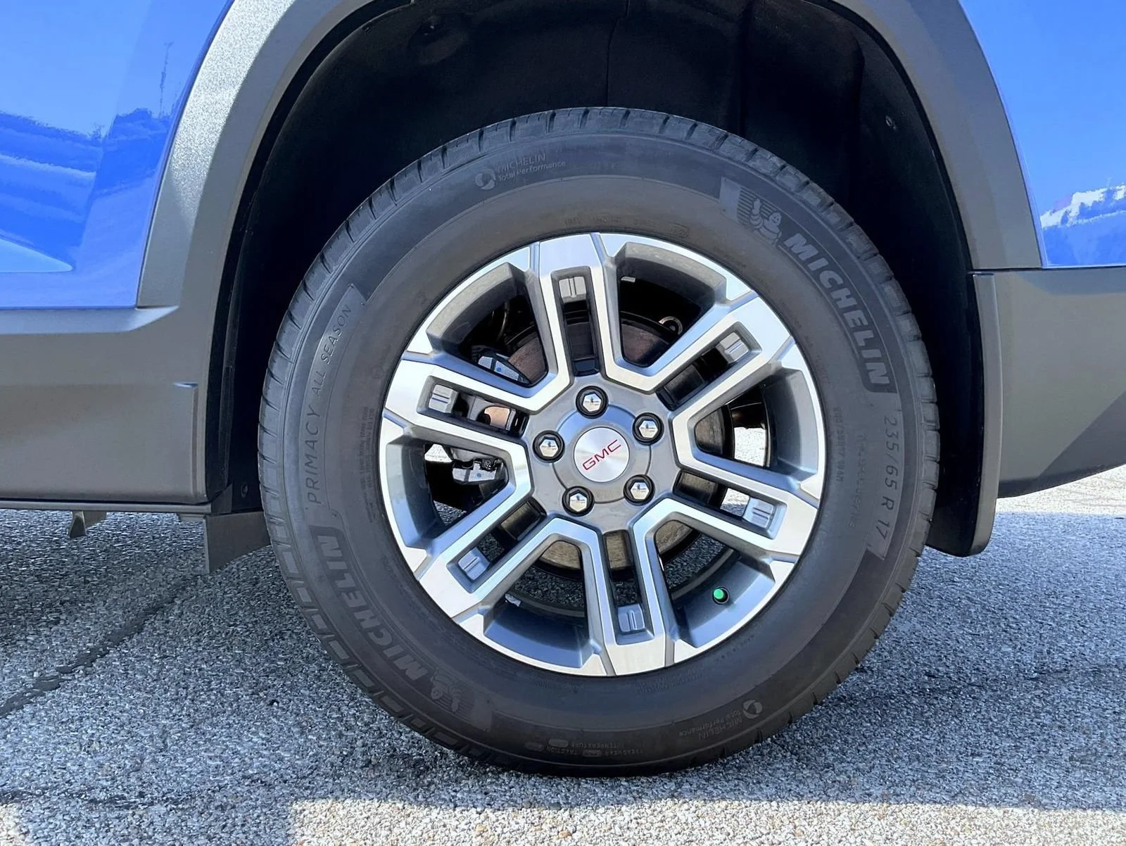 New 2026 Rapids Metallic GMC Elevation image 22