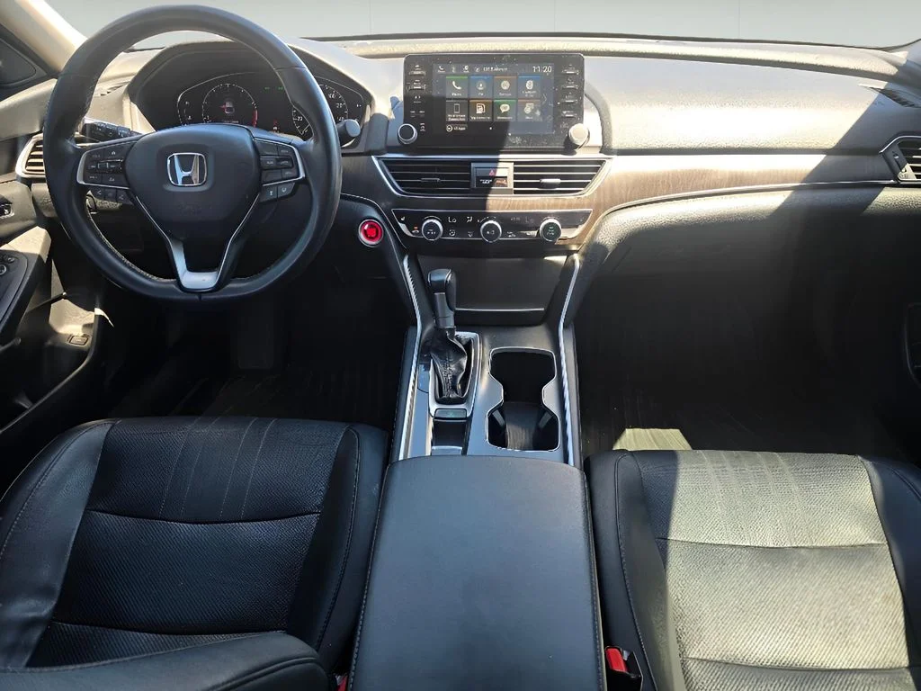 Used 2018 Kona Coffee Metallic Honda EX-L 1.5T image 24