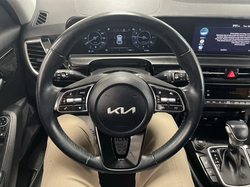 Used 2024 Gray Kia S image 25