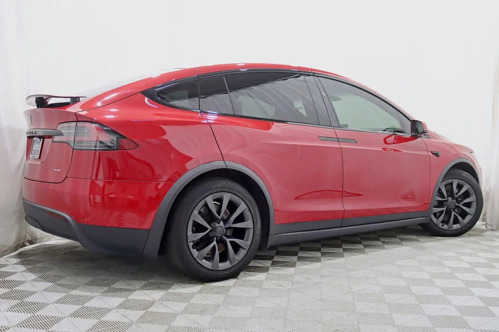 2022 Tesla Model X Plaid