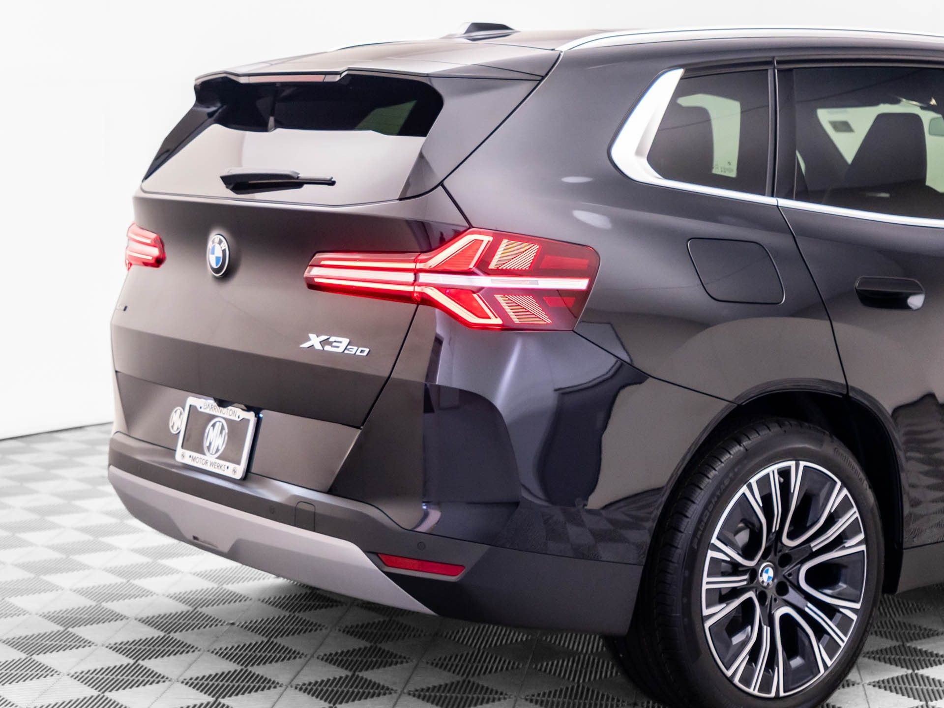 New 2026 Black Sapphire Metallic BMW 30 xDrive image 36