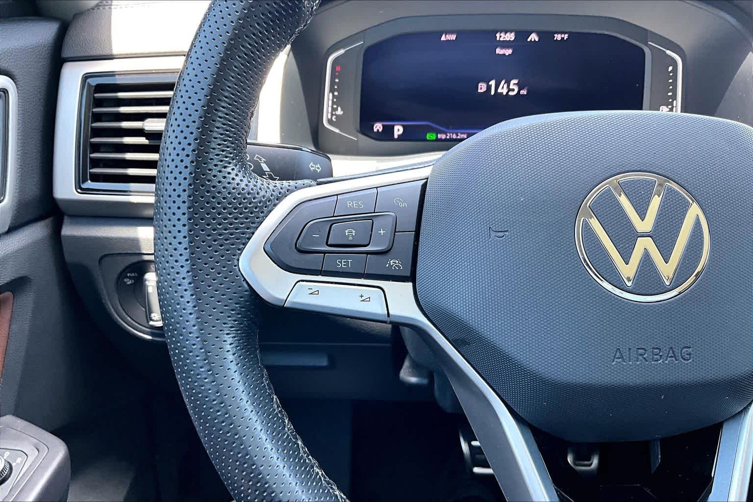 2023 Volkswagen Atlas SEL Premium R-Line - Photo 36