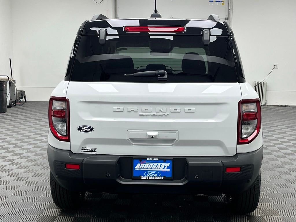 New 2026 White Ford Outer Banks image 9