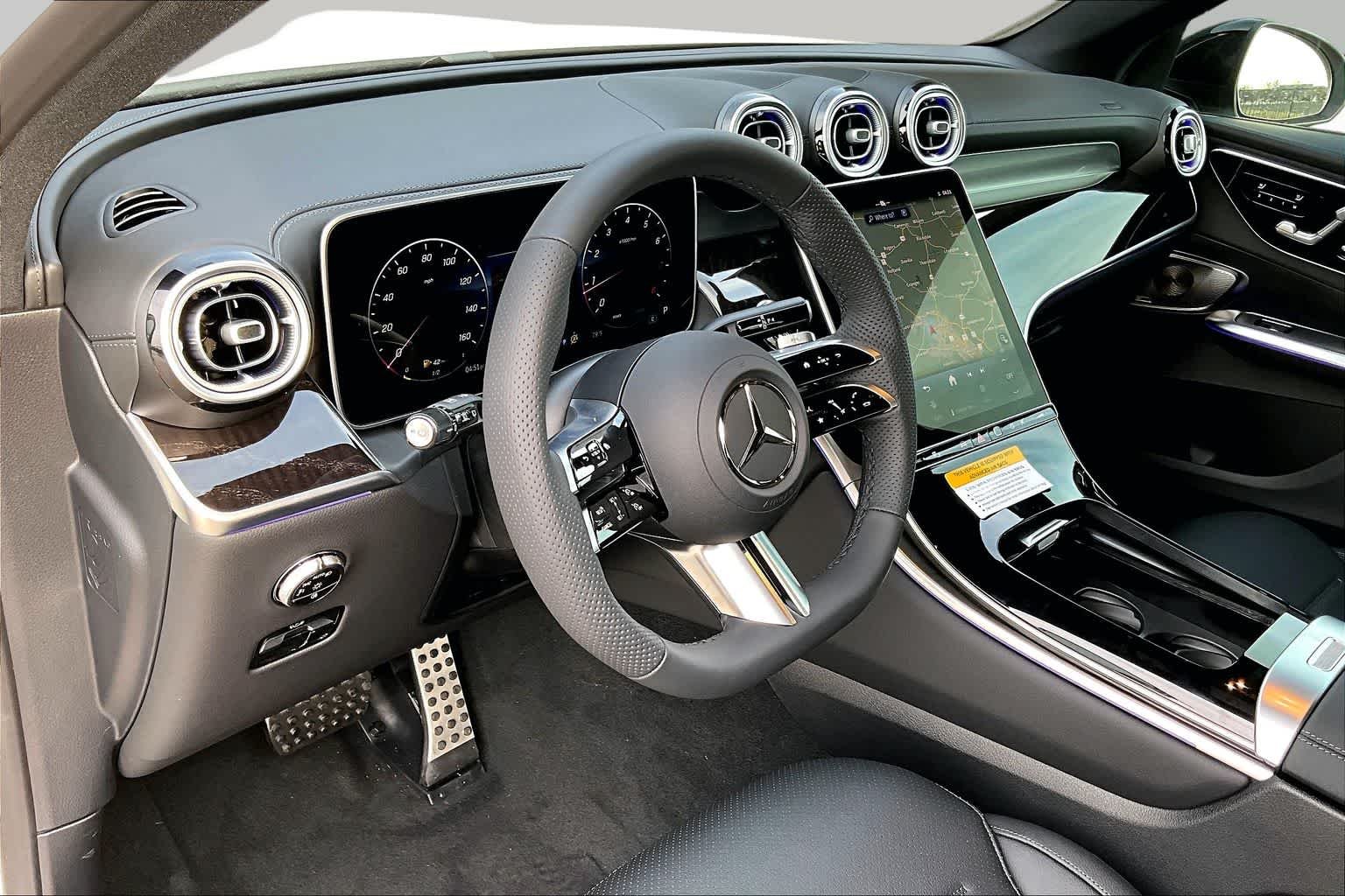 New 2026 Polar White Mercedes-Benz GLC 300 image 10