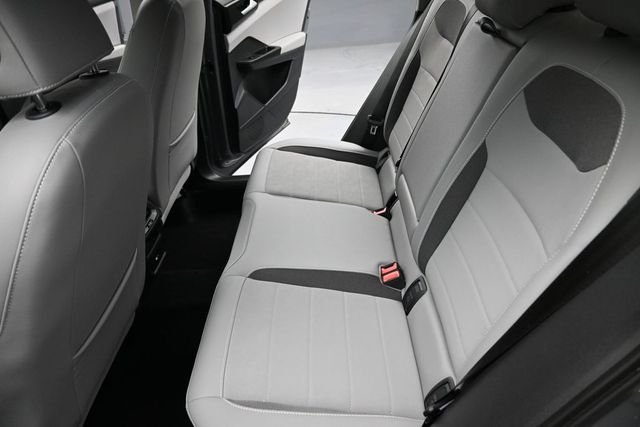 Used 2023 Gray Volkswagen 1.5T SE image 15