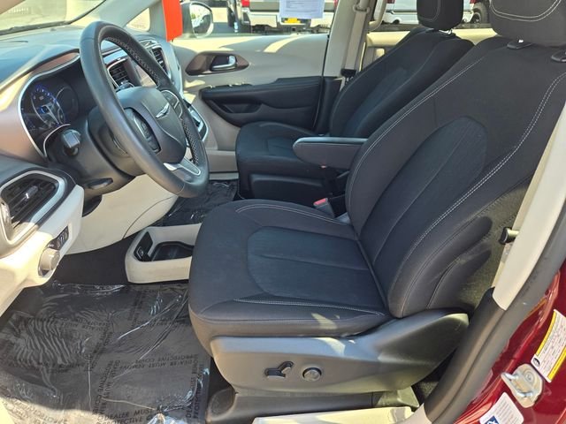 Used 2023 Red Chrysler LX image 11