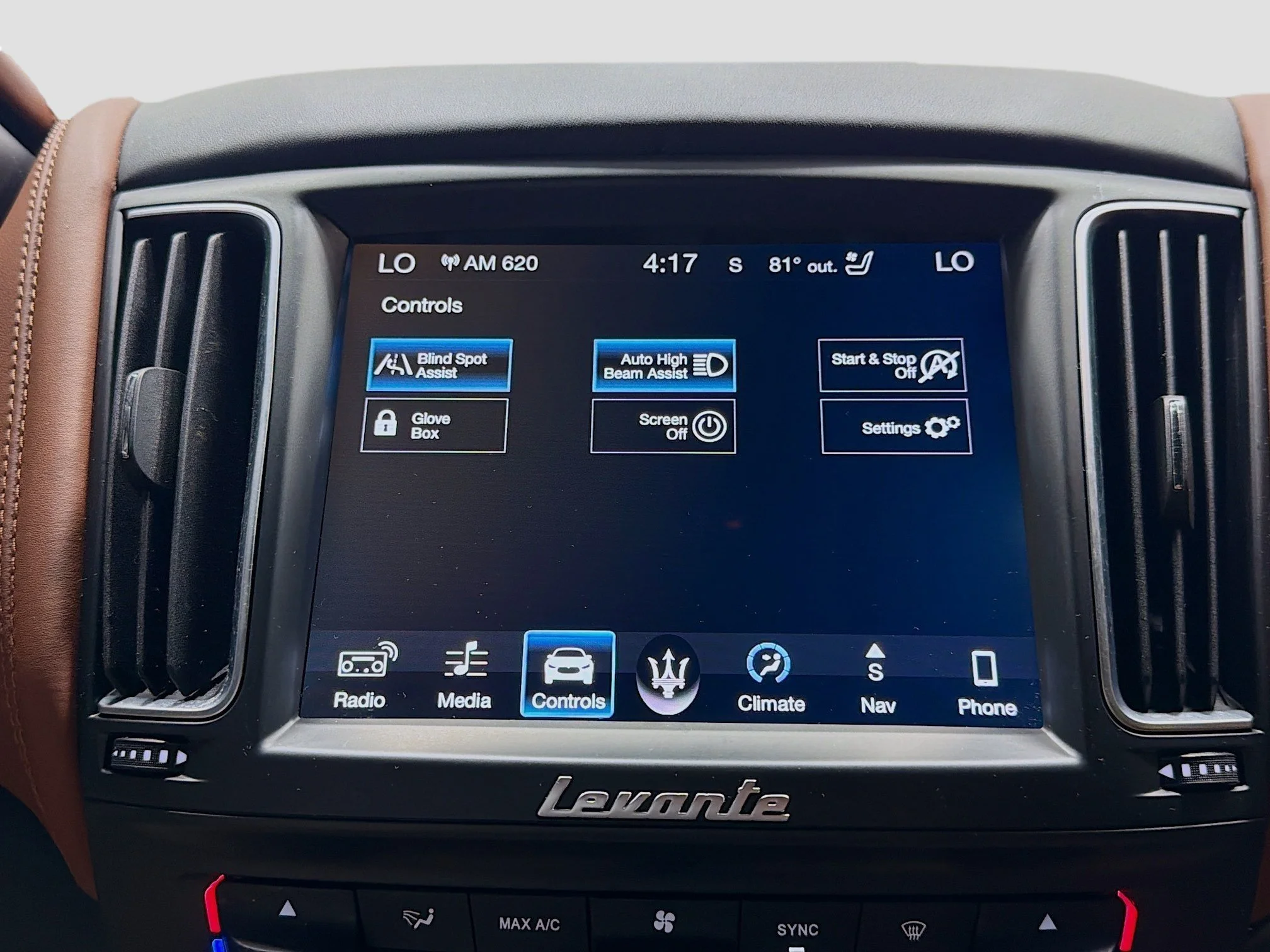 Used 2018 Gray Maserati GranLusso image 29
