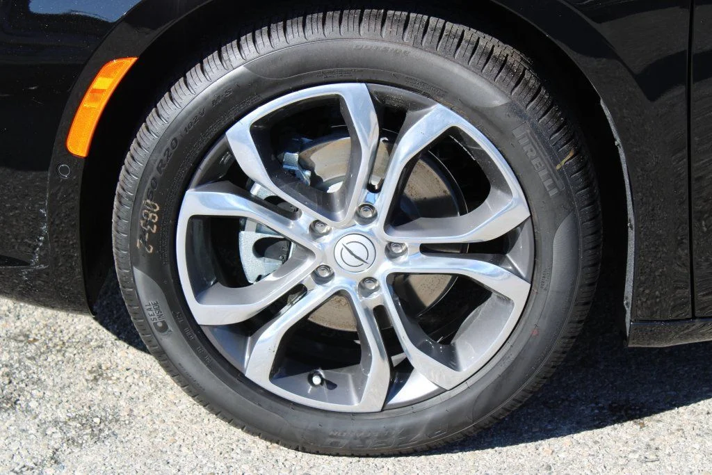 2026 Chrysler Pacifica Pinnacle - Photo 8