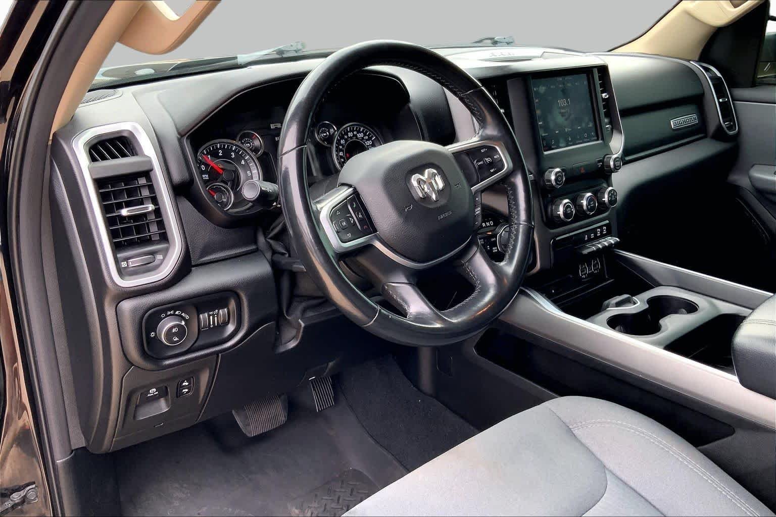 Used 2019 Diamond Black Crystal Pearlcoat Ram Big Horn/Lone Star image 17