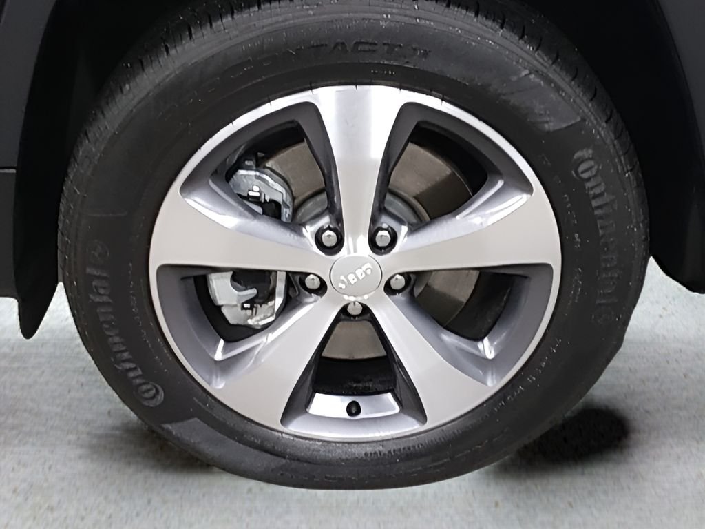 Used 2021 Gray Jeep Limited image 36