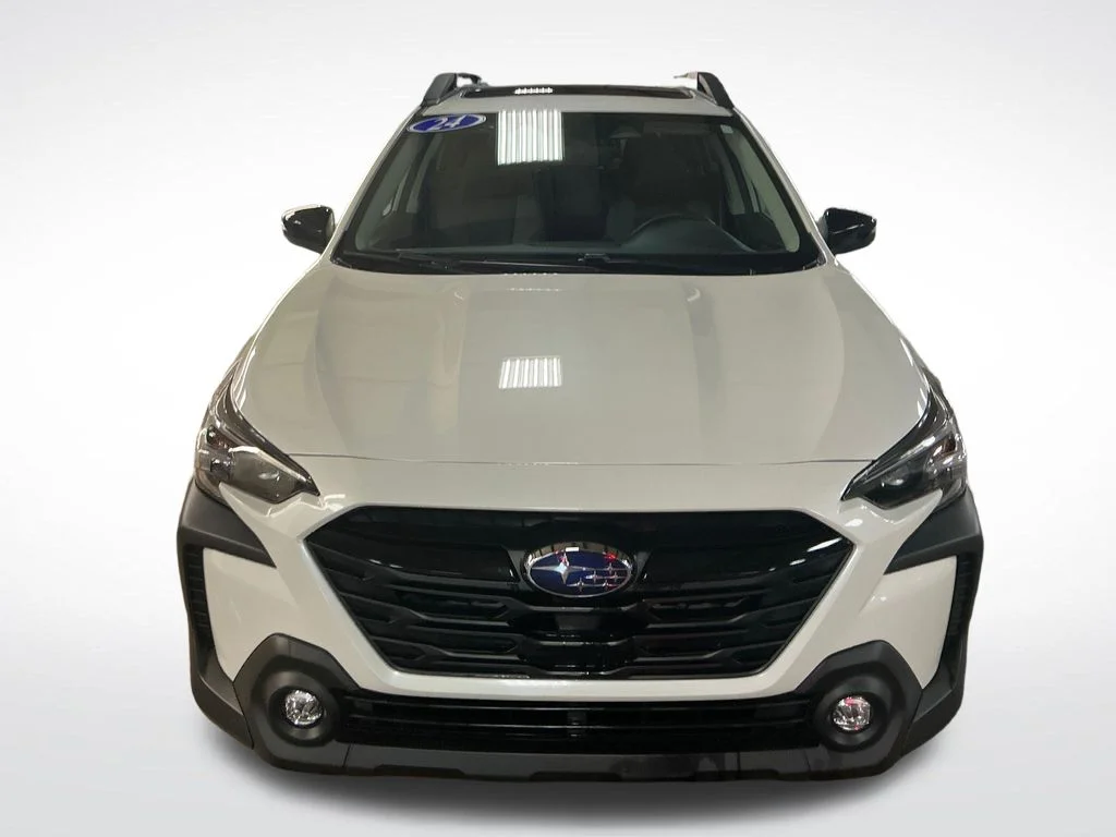 Used 2024 White Subaru Onyx Edition image 9