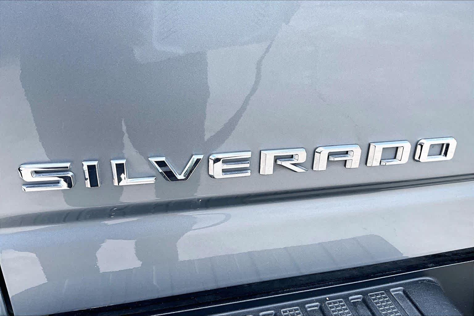 Used 2024 Sterling Gray Metallic Chevrolet LTZ image 31