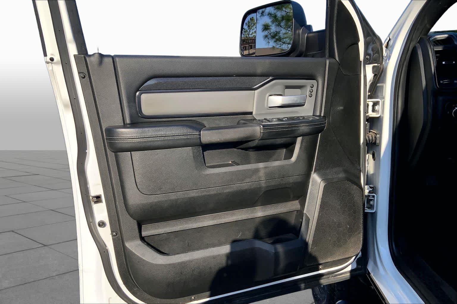 Used 2022 Bright White Clearcoat Ram Power Wagon image 22