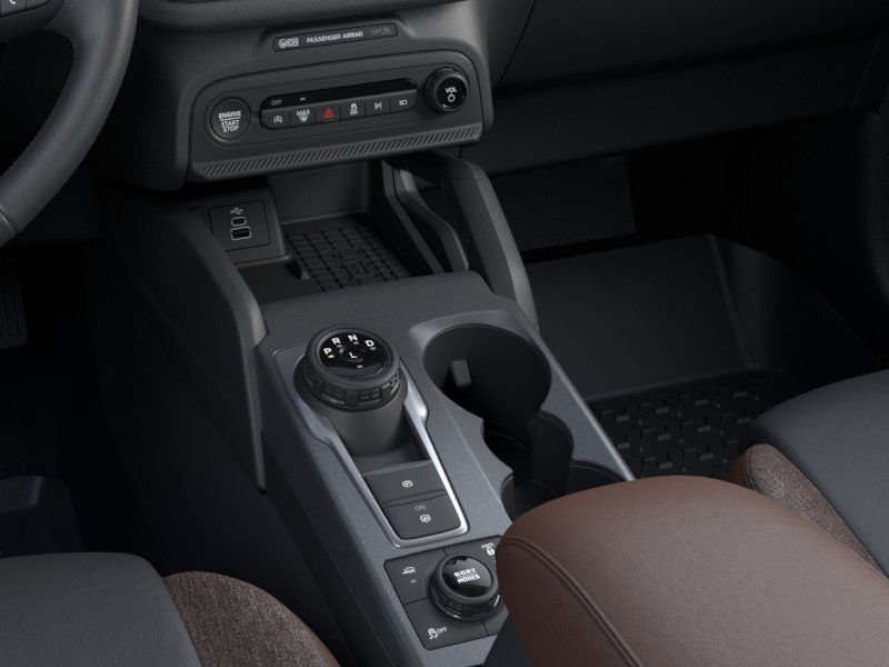 New 2025 Shadow Black Ford Outer Banks® image 40