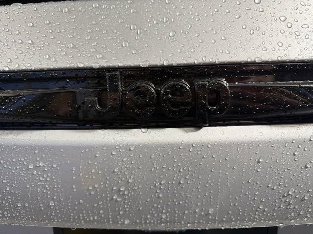 New 2026 Silver Jeep Limited image 9
