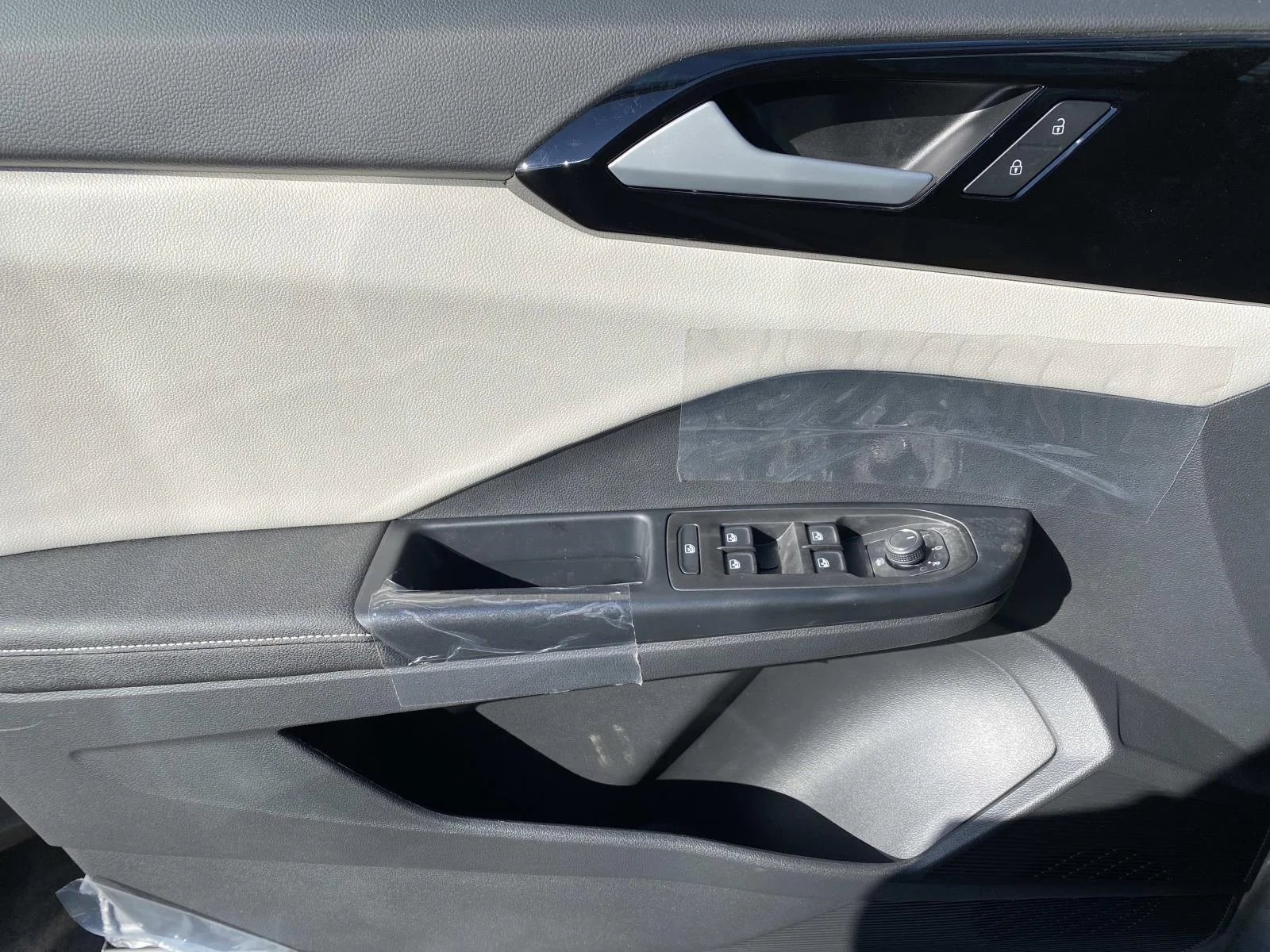 New 2026 Pyrite Silver Metallic Volkswagen S 4MOTION image 14