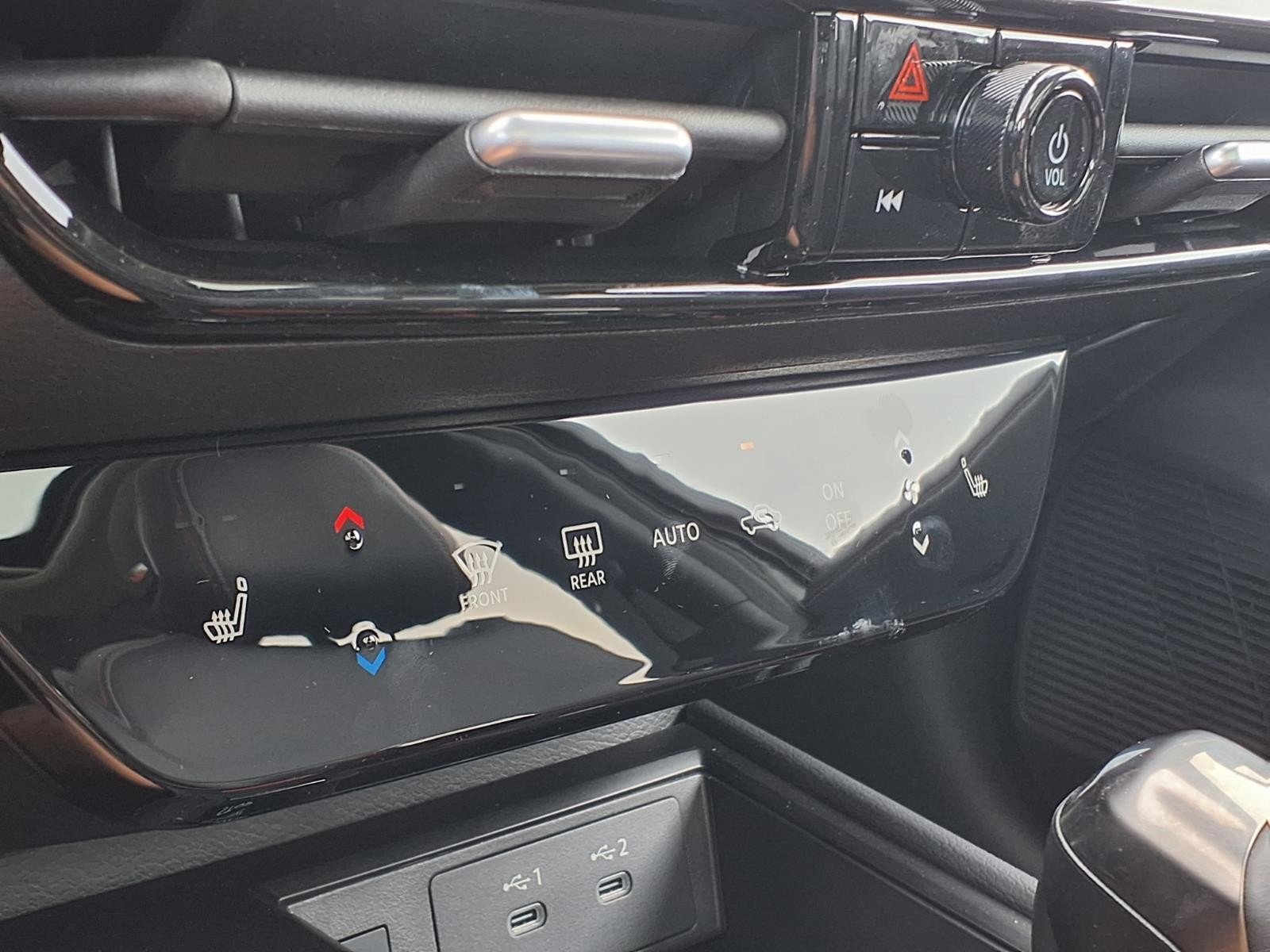 2026 Nissan Kicks SR Black at Robbins Nissan
