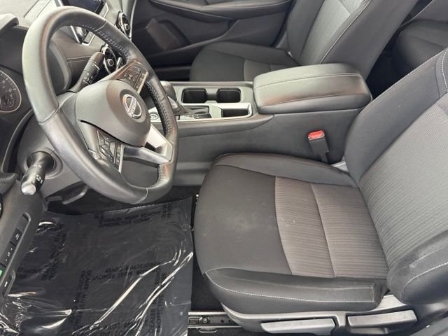 Used 2024 White Nissan SV image 23