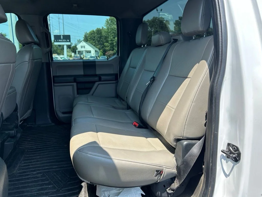 Used 2021 Oxford White Ford XL image 11