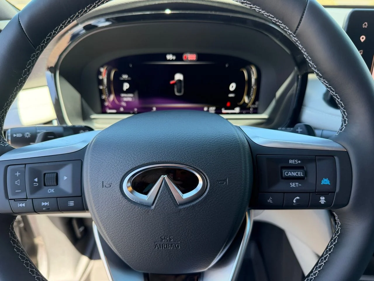 New 2027 2T GRPT SHDW INFINITI Autograph AWD image 17