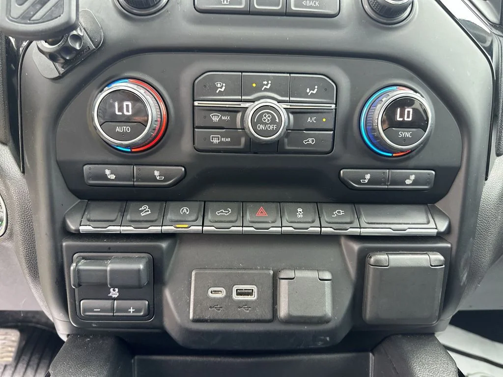 Used 2020 Silver Chevrolet RST image 24