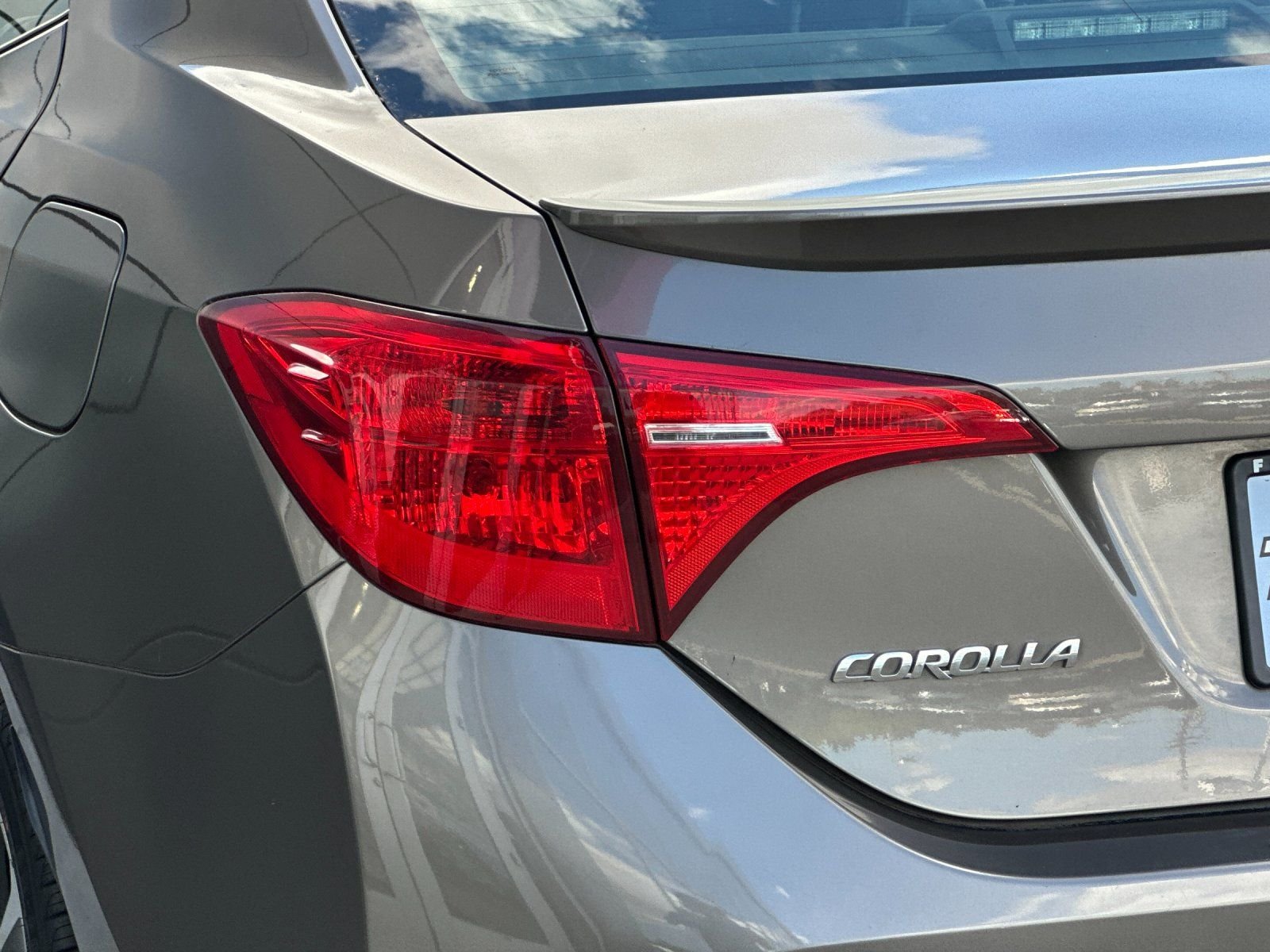 Used 2017 Gray Metallic Toyota SE image 23
