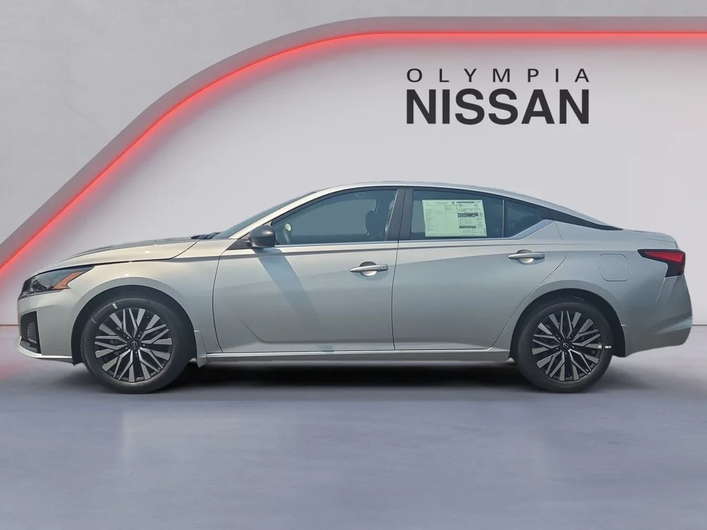 New 2026 Silver Nissan 2.5 SV image 2